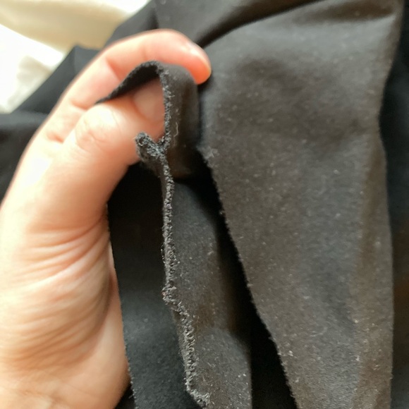 Black Sweetheart Neckline mini dress with Heart Zipper - Picture 4 of 4